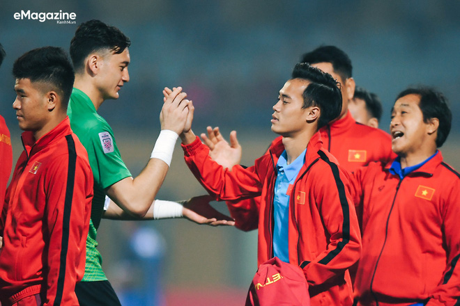 Chúng ta nhỏ bé, nhưng sẽ thật mạnh, nếu biết cùng nhau ... ngẩng đầu lên-26