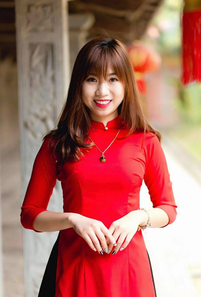 Chân dung em gái xinh như hoa của Văn Toàn, Tiến Dũng-12