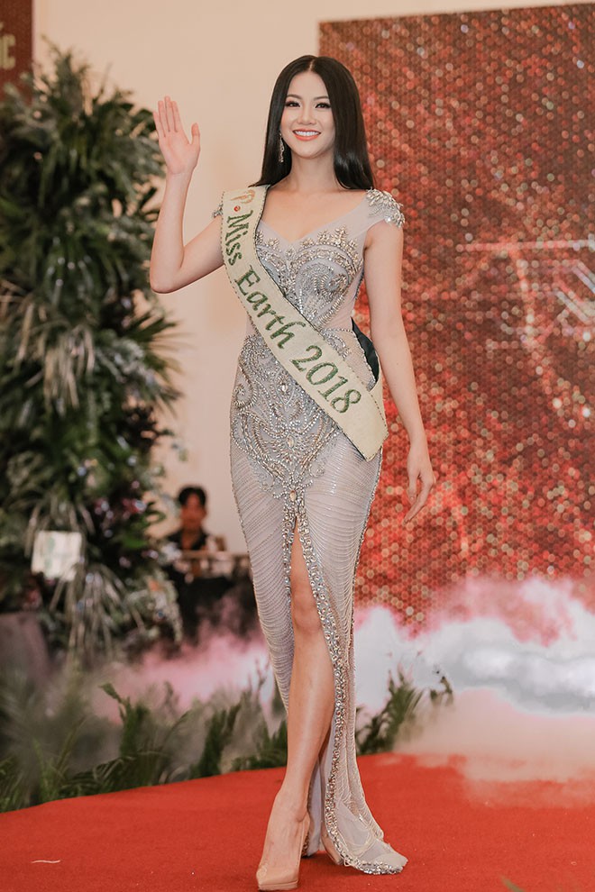 Thêm bằng chứng tố Phương Khánh mua giải Miss Earth 2018, thẩm mỹ và hẹn hò bác sĩ Chiêm Quốc Thái?-2