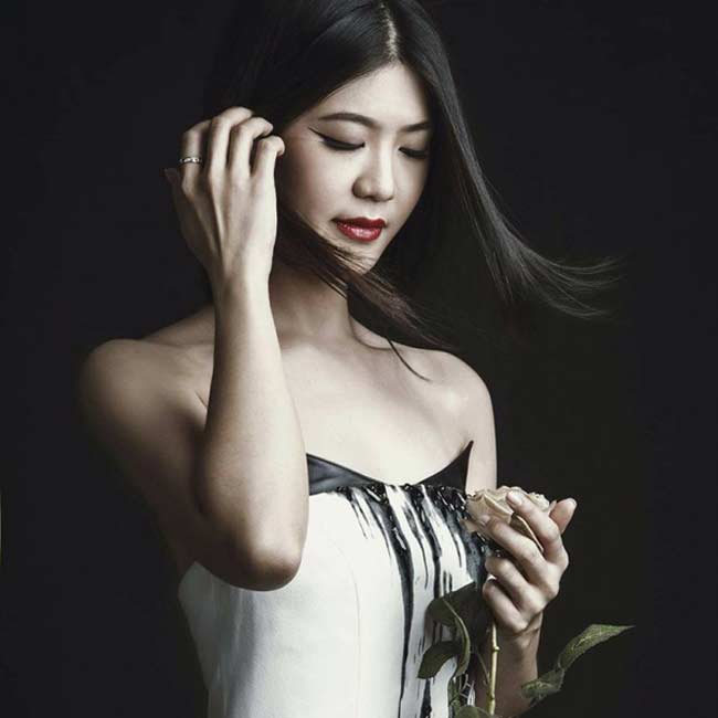 2 nữ phi công xinh nhất Việt Nam đọ nhan sắc quyến rũ, vạn người mê-14