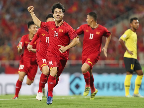 Việt Nam vs Malaysia (2-2): Đánh rơi chiến thắng đầy tiếc nuối-23