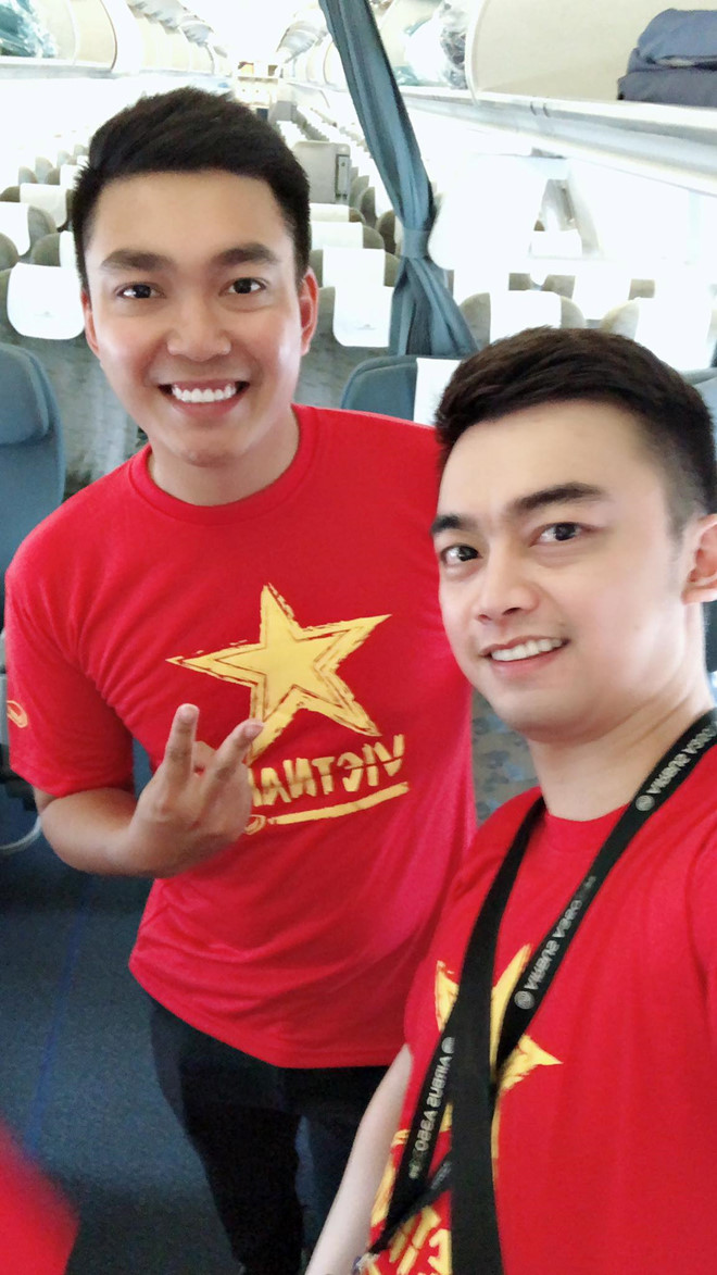 Nhiều nghệ sĩ đã đến Malaysia cổ vũ đội tuyển Việt Nam-7