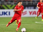 Nguyễn Huy Hùng, cầu thủ vừa ghi bàn thắng mở tỉ số cho đội tuyển Việt Nam là ai?-2