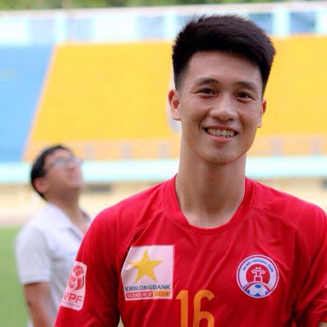 Chân dung bạn gái xinh đẹp của cầu thủ Nguyễn Huy Hùng - người mở bàn thắng cho Việt Nam-1