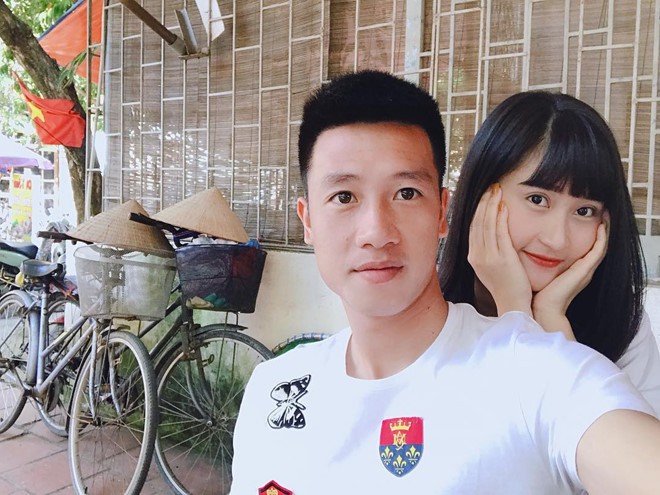 Chân dung bạn gái xinh đẹp của cầu thủ Nguyễn Huy Hùng - người mở bàn thắng cho Việt Nam-2