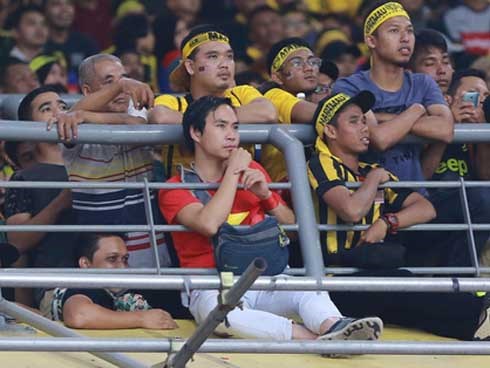Đã tìm ra cổ động viên Việt Nam dũng cảm nhất chảo lửa Bukit Jalil