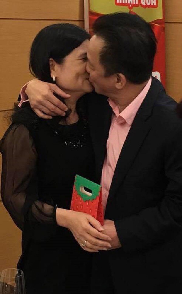 2 người phụ nữ Việt này cũng tuyệt vời như bà Park Hang-seo vì những yêu thương âm thầm đứng sau hậu thuẫn cho tình yêu bóng đá của chồng-3