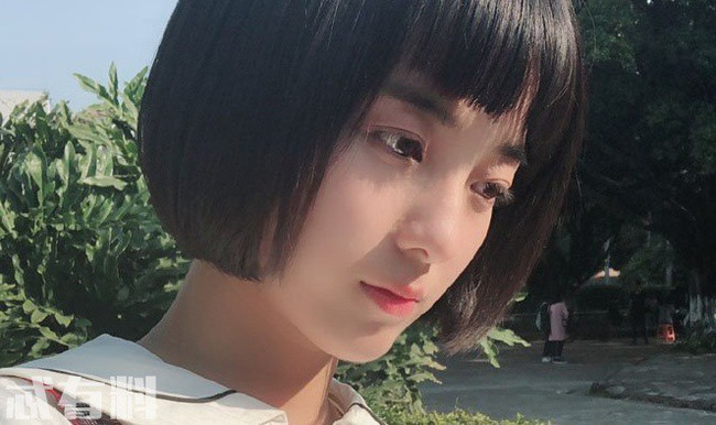 Hết lên phim rồi lại ngoài đời thực, thanh xuân chân ái của các chị em không gì khác ngoài kiểu tóc này-1