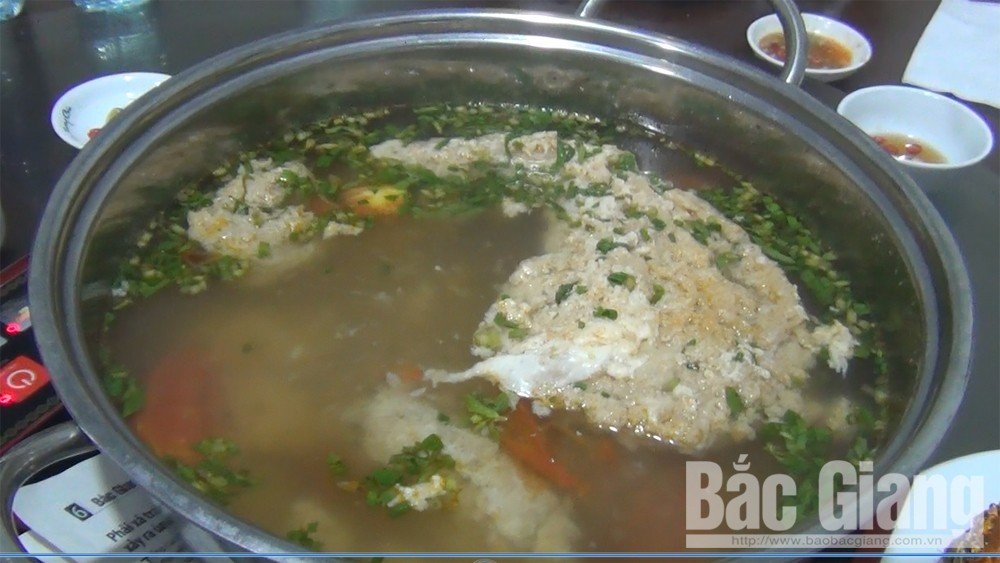 Kỳ lạ Bắc Giang: Loài cua 2 càng phủ da, mọc lông-3