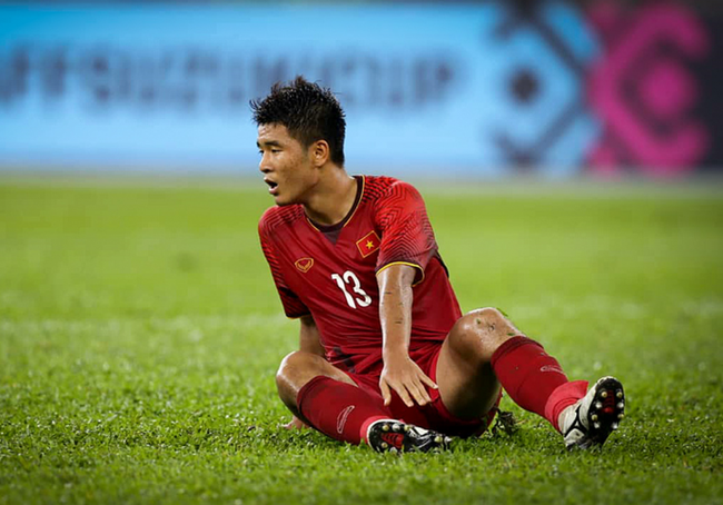 Quản lý bất ngờ tiết lộ câu hỏi đầu tiên của Hà Đức Chinh sau khi hóa tội đồ-1