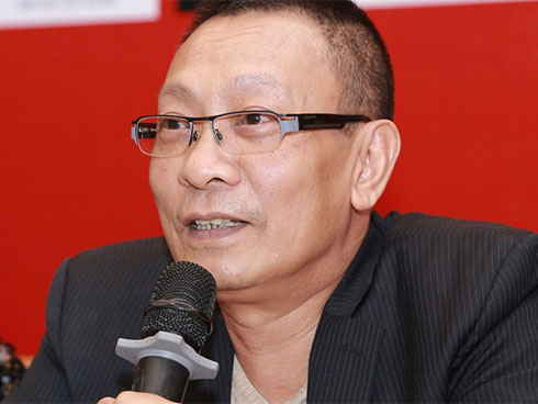 Thông tin bất ngờ và hiếm hoi về vợ của MC Lại Văn Sâm-4