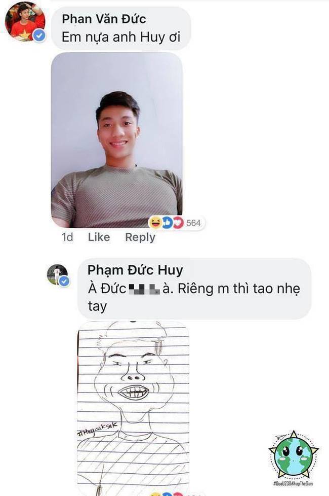 Cười ngặt nghẽo với loạt ảnh Đức Huy trổ tài vẽ đồng đội, trông ai cũng ngã cây y như tranh biếm họa-10