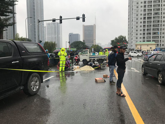 Va chạm giao thông giữa lúc trời mưa rét, một nạn nhân tử vong tại chỗ-1