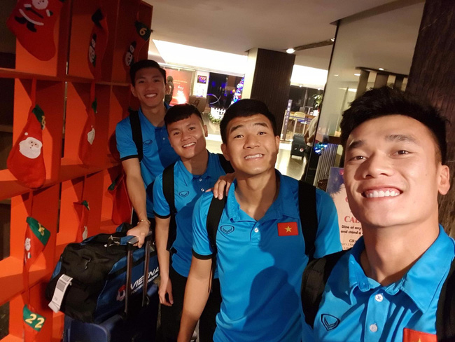 Lộ tin nhắn Đức Chinh khóc sau trận đấu tối qua, ân hận vì nếu em làm tốt hơn, anh em đã không phải mệt-1