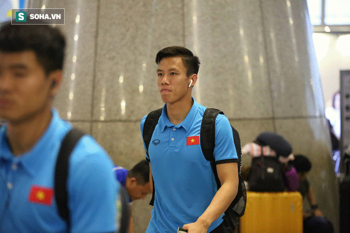 Trở về Hà Nội đón rét, Văn Toàn sẵn sàng cho trận chung kết lượt về-7