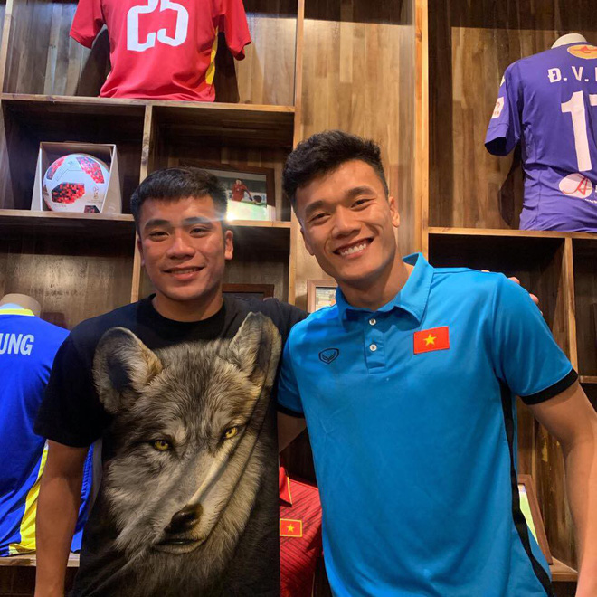 Tiến Dũng vs Lâm Tây: Ai cũng đẹp trai, 6 múi, tài năng... biết chọn ai bây giờ!-18