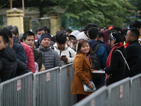 Vé trận chung kết AFF Cup 2018 tăng chóng mặt, cò hét giá 15 triệu/cặp-7