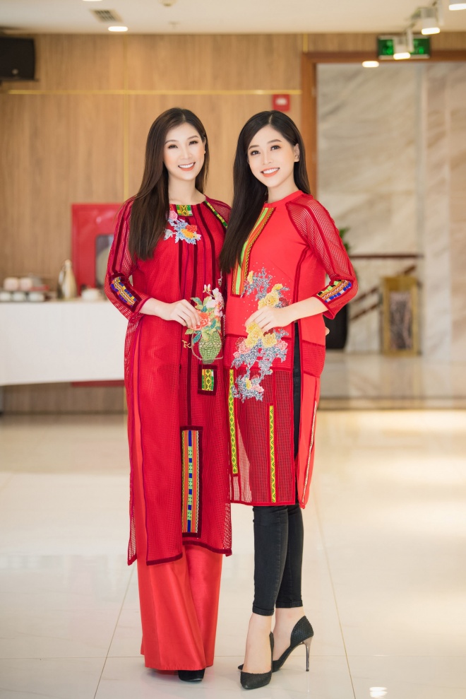Á hậu Phương Nga diện áo dài dịu dàng trình diễn thời trang-6