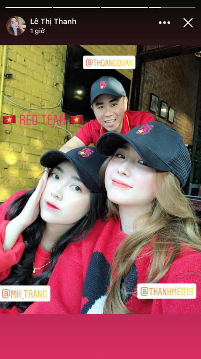 Cùng bị đồn yêu Hà Đức Chinh và Bùi Tiến Dũng, tình chị ngả em nâng của hai cô gái xinh đẹp bỗng được chú ý-5