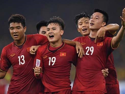 Trận chung kết lượt đi AFF Cup đạt rating cao nhất trong vòng 8 năm ở Hàn Quốc, tạo cơn sốt hiếm có trong lịch sử truyền hình xứ kim chi