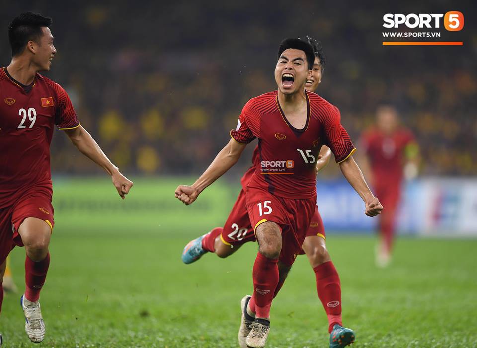 Trận chung kết lượt đi AFF Cup đạt rating cao nhất trong vòng 8 năm ở Hàn Quốc, tạo cơn sốt hiếm có trong lịch sử truyền hình xứ kim chi-1