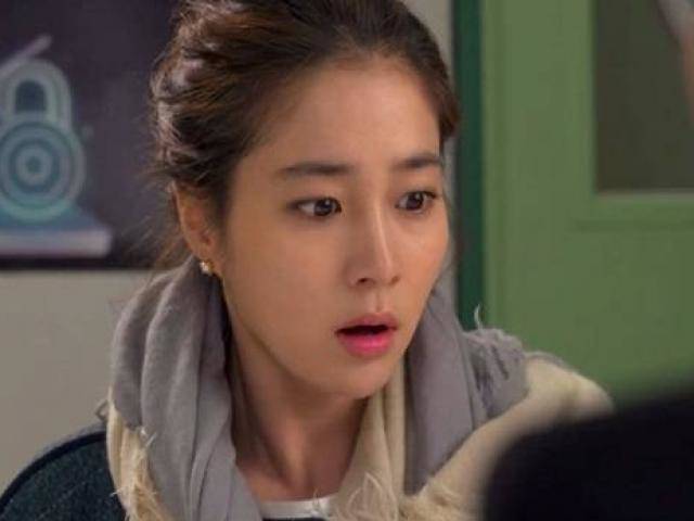 Hừng hực khí thế cho đêm tân hôn, tụt cảm xúc khi bắt gặp chồng trong tư thế ấy-2