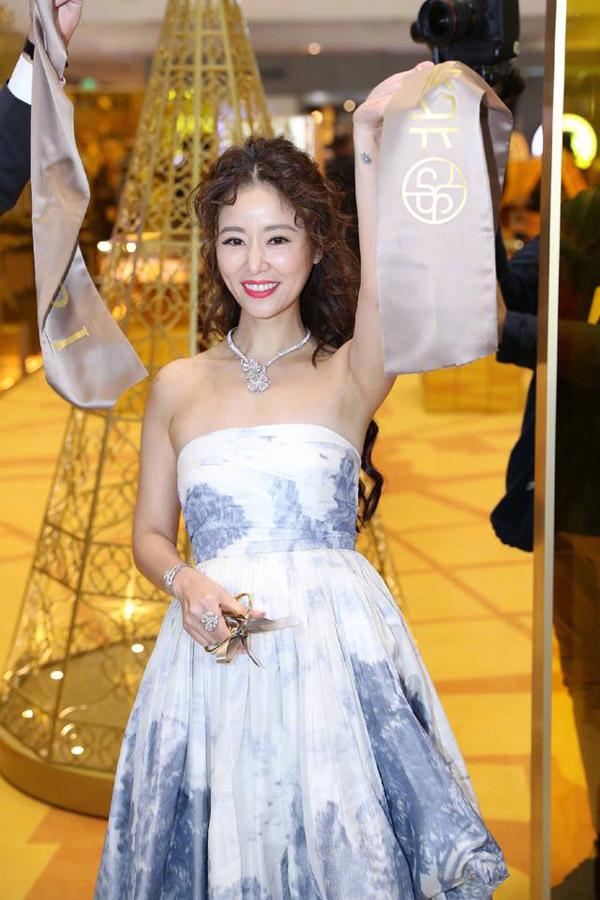 Không phải da nhăn nheo, Lâm Tâm Như tiếp tục bị chê già đau già đớn bởi điều này!-2