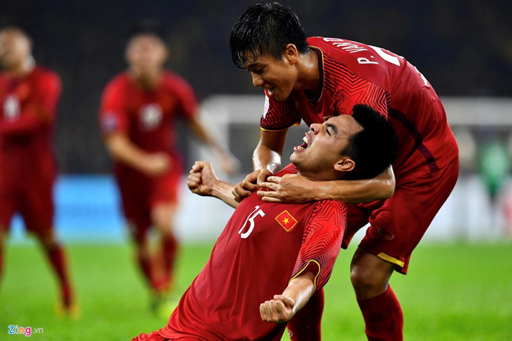 Hoàng tử Đức Huy: Nhà giàu, học giỏi Toán, thích ăn bánh gấu-1