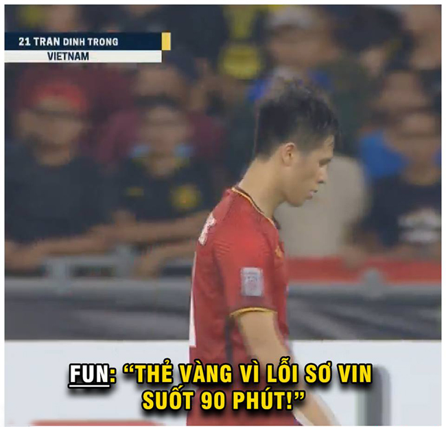 Mưa rơi ướt áo ướt quần/ Làm sao ướt được tinh thần Việt Nam-4