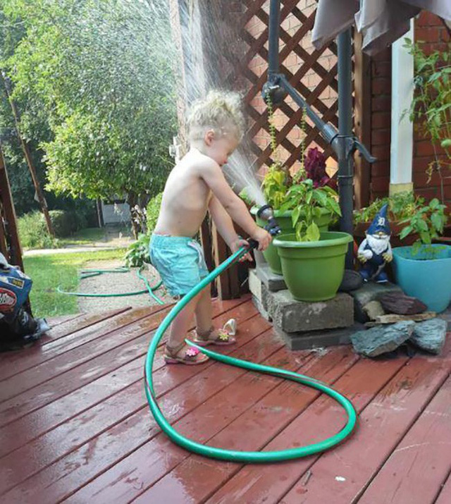 Vận số siêu nhọ của 14 kẻ đen đủi đụng đâu hỏng đấy-3