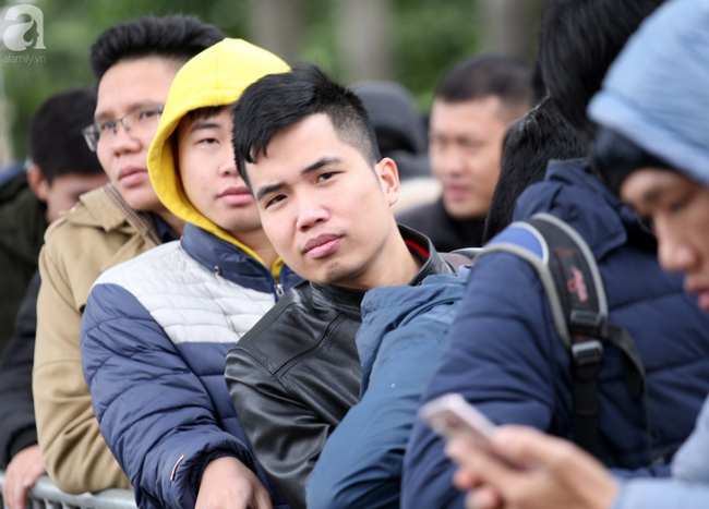 Vé trận chung kết AFF Cup 2018 tăng chóng mặt, cò hét giá 15 triệu/cặp-3