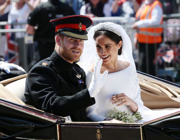 Meghan trở thành cái tên được tìm kiếm nhiều nhất ở Anh và Hoàng tử Harry bất lực về những vụ lùm xùm của vợ-1