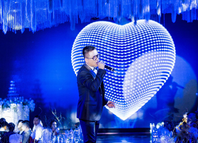 Siêu đám cưới 4,6 tỷ ở Hải Phòng: Chú rể rước bạch mã hiếm đi đón dâu, bước vào hội trường như lạc vào lâu đài cổ tích-11