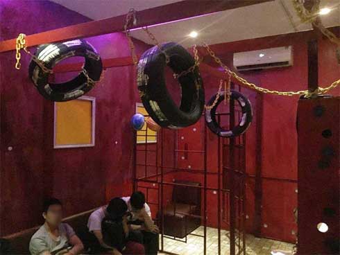 Nhật ký đẫm nước mắt của mẹ và người con khuyết não-4