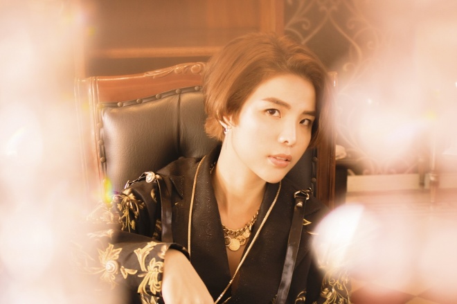 Vũ Cát Tường tung bộ ảnh giáng sinh chất lừ với tóc bob cá tính-6