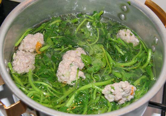 Mẹ biến tấu món ngon từ cải xoong giúp tăng cường miễn dịch, cả nhà không lo ốm trong mùa đông-4