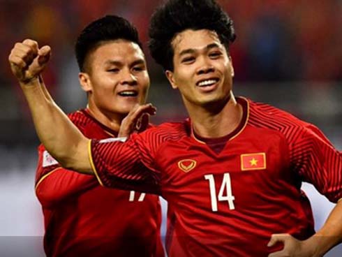 Hình ảnh chiếc cup vàng AFF 2018 bất ngờ xuất hiện trước trận chung kết-11