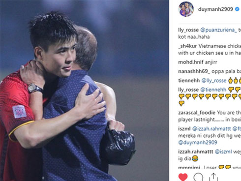 Lầy như CĐV Việt: Đề nghị xếp chỗ cho CĐV Malaysia ngồi theo hình ngôi sao 5 cánh giữa rừng cờ đỏ ở Mỹ Đình-8