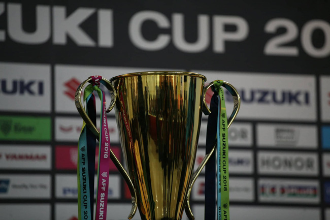 Hình ảnh chiếc cup vàng AFF 2018 bất ngờ xuất hiện trước trận chung kết-4