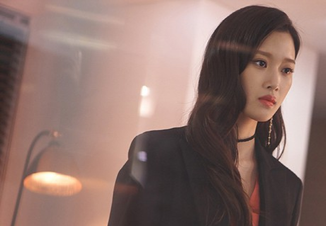 Sau khi cướp được chồng người, vợ mới lại tìm tới đánh ghen, vợ cũ bình thản đáp cô thì có tư cách gì?-2