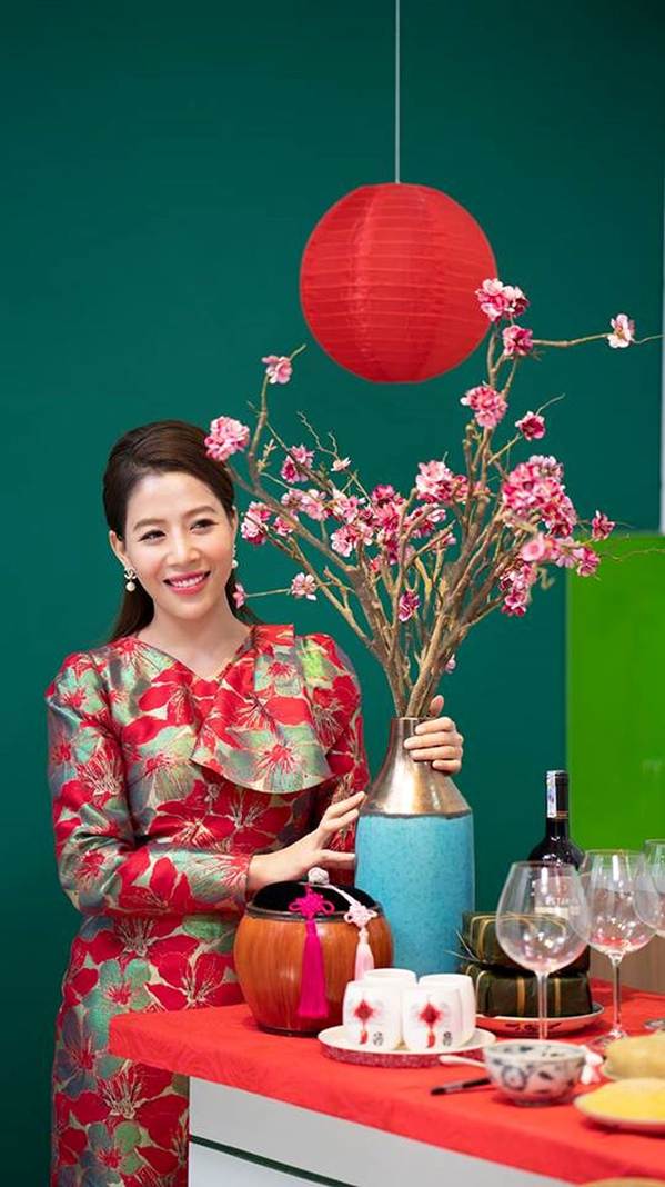 Nhan sắc MC Diệp Chi qua năm tháng và cuộc sống hiện tại-10