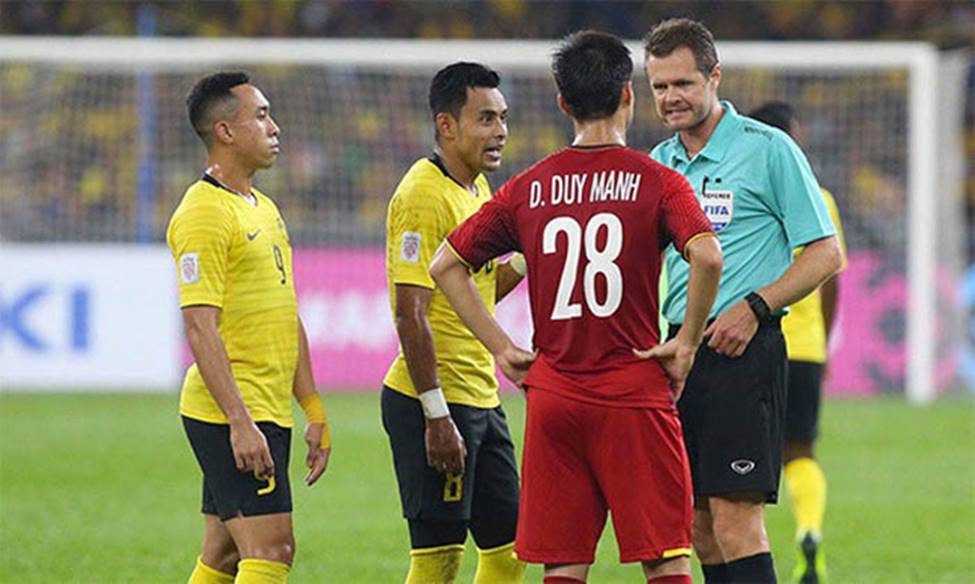 Cầu thủ Duy Mạnh lần đầu lên tiếng giữa tâm bão bị CĐV Malaysia tấn công bằng bàn phím trên Instagram-3