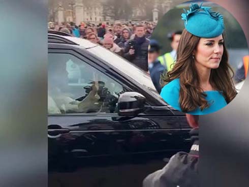 Sự rạn nứt giữa hai gia đình hoàng gia ngày một khoét sâu khi Harry quyết định từ bỏ điều này vì Meghan-4