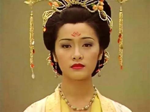 Ảnh hậu TVB chụp ảnh bán nude ở Maldives-12