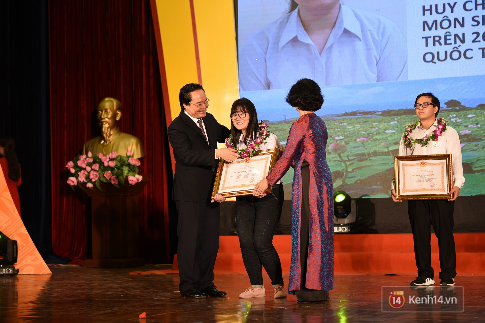 Con nhà người ta thế hệ mới 2018: Nghiện game nhưng học siêu giỏi, ẵm Huy chương Vàng Olympic Quốc tế-6