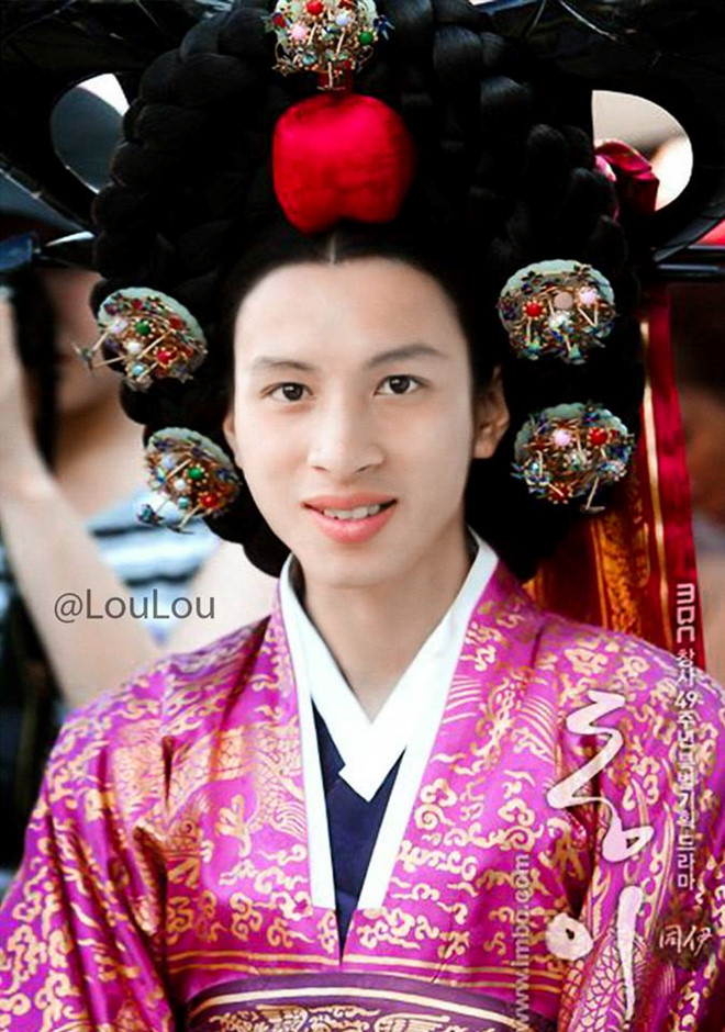 Ảnh chế cầu thủ Việt Nam hoá thành mỹ nhân cổ trang Hàn Quốc-19