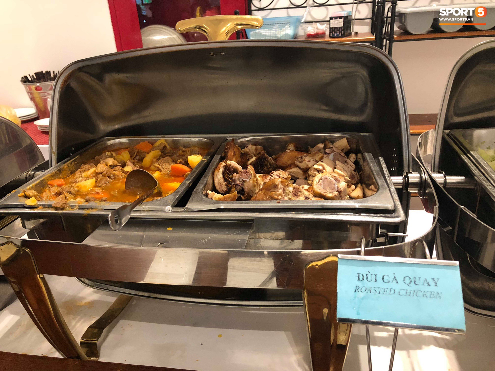 Bữa sáng giản dị của tuyển Việt Nam trước trận chung kết lịch sử-9