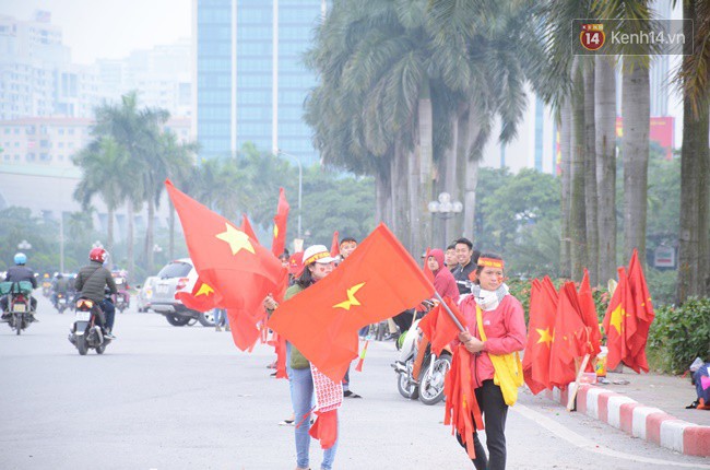 Việt Nam vô địch AFF Cup 2018, triệu CĐV nhảy múa ăn mừng-130