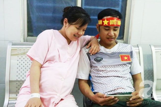 Hàng loạt bệnh viện ở Sài Gòn tổ chức xem chung kết AFF, bà bầu sắp đẻ cũng háo hức chờ quẩy cùng tuyển Việt Nam-6