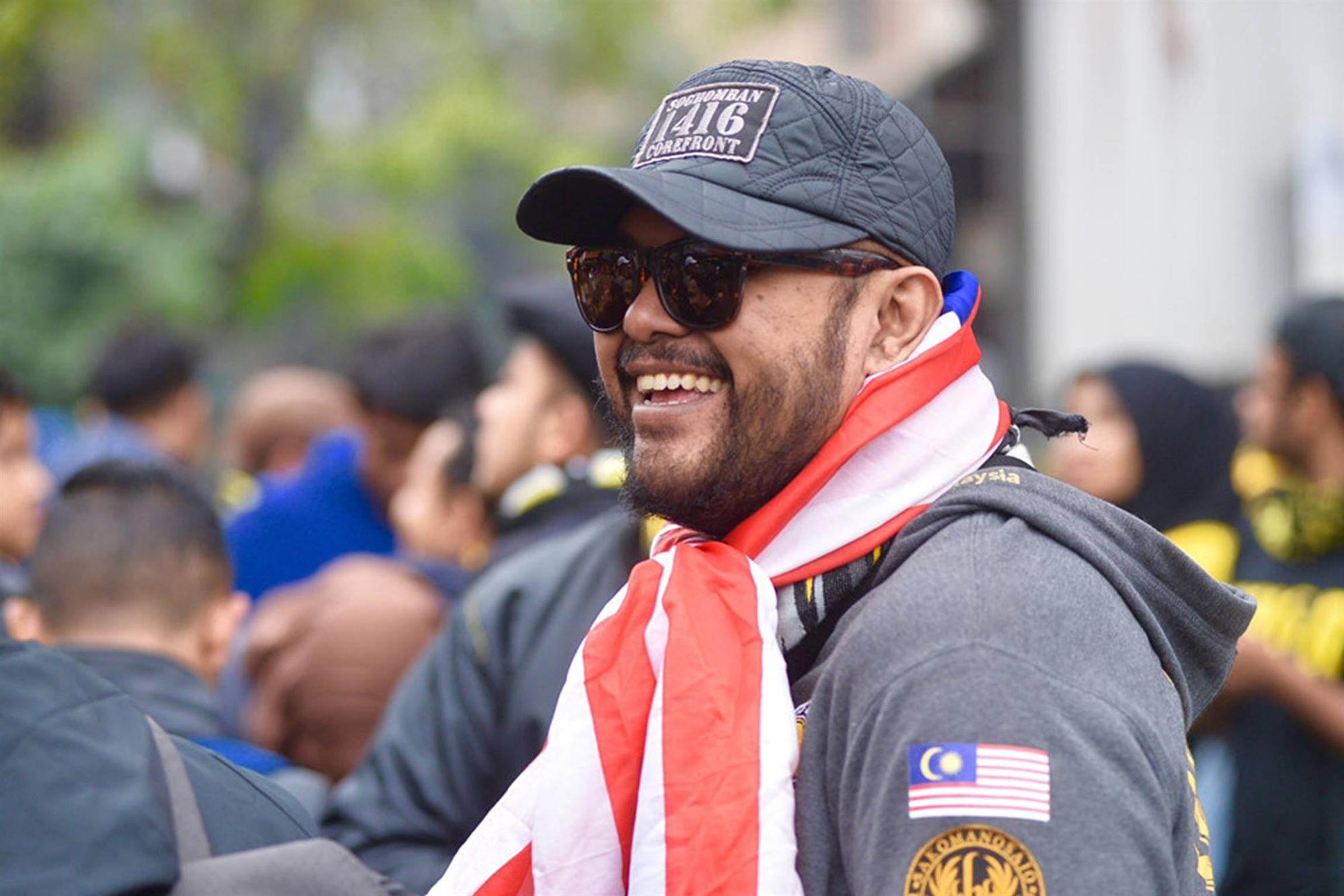 CĐV Malaysia náo loạn phố cổ Hà Nội trước trận chung kết-8